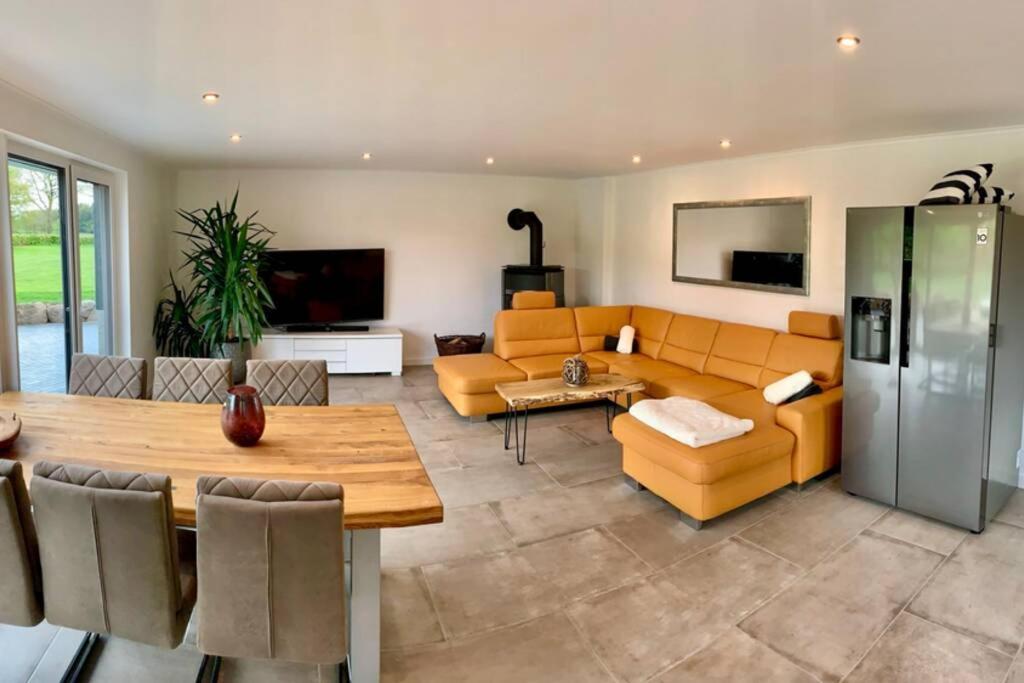 Neue Ruhige Ferienwohnung Am Wald Wustewohlde ภายนอก รูปภาพ
